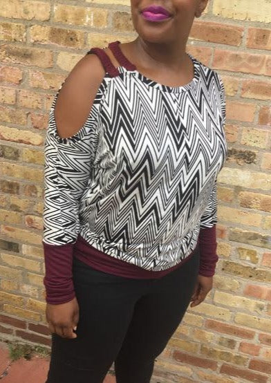 Megan Top- Black/White Zig Zag